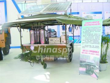 陆平生产的太阳能净化水处理车
