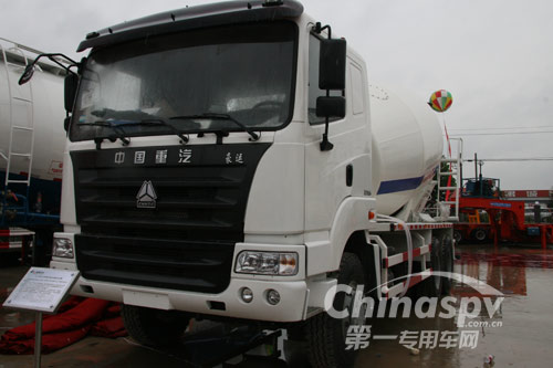 通亚达CTY5250GJBZ5型混凝土运输搅拌车