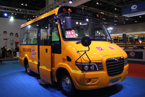 海格智慧安全校车KLQ6606X
