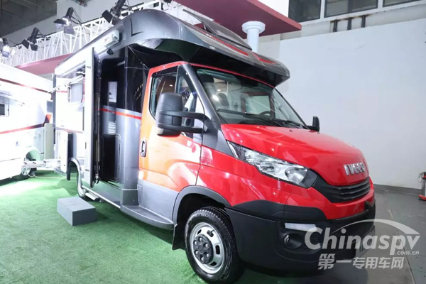 华晨专用车与辽宁省旅发委合作