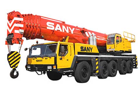 三一集团汽车起重机公司生产的国内首台五桥200吨级qay220全路面汽车