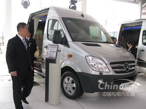中欧房车尊逸旅居车