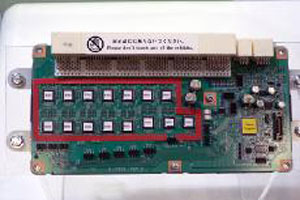 电装展示普锐斯充电式混合动力车用电池监控单元