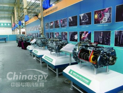 中国重汽变速箱部自产的HW系列变速器