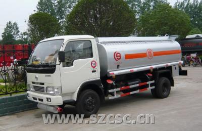 东风小金霸加油车 东风小金霸加油车