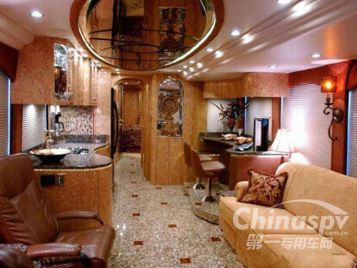 舒适豪华的纺织沙发