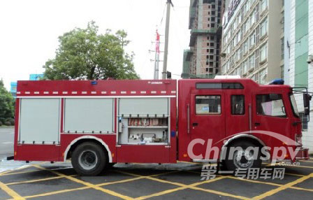 泡沫消防车