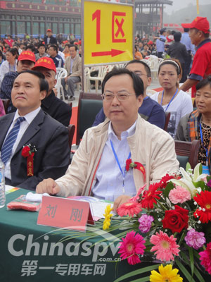 南开大学经济研究所副院长刘刚