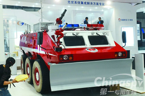重庆造全球首款轮式装甲消防车
