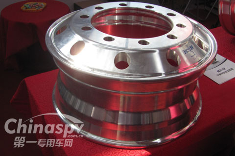 威尔耐卡客车铝合金轮毂