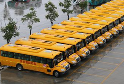 “大鼻子”校车为啥跑不起来？