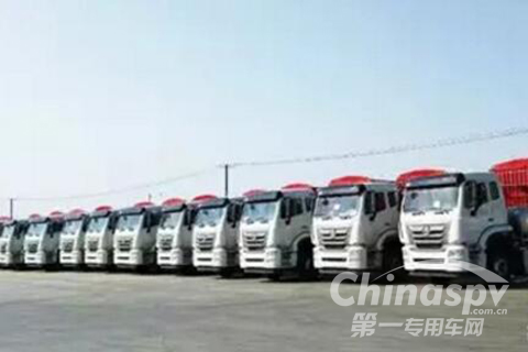 中国重汽豪瀚MT13产品驰骋各地