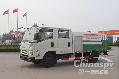 “绿叶”牌防疫车：白蚁防治专家