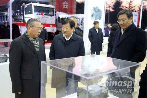 山东省委书记参观山东重工•潍柴动力