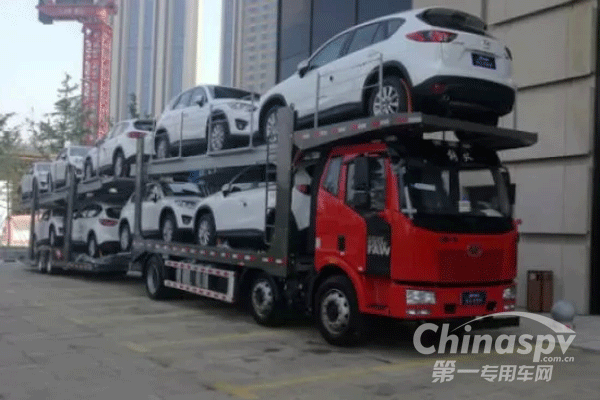 长久中置轴车辆运输车交付用户