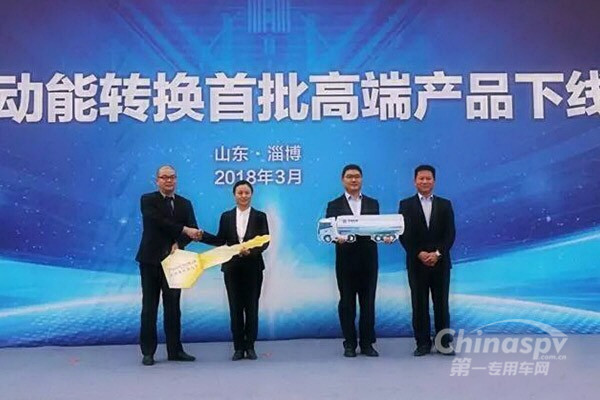 高端危化品运输还是康明斯X12靠谱！