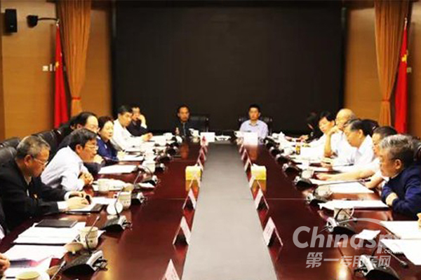 中国重汽受全国政协调研组充分肯定