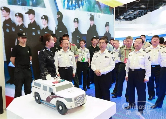 往届警博会图片