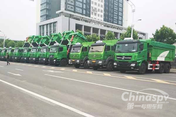 北奔重卡智能渣土车驶入六安市