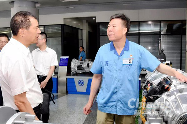 龙工集团董事局主席李新炎访问法士特