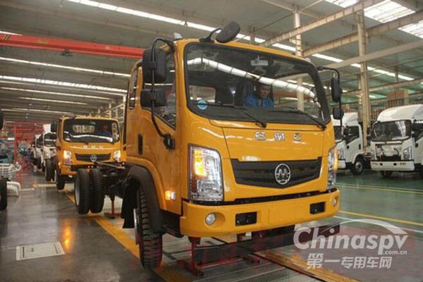 河南森源首批载货车已正式下线