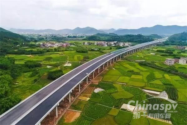 粤西两条高速2018年国庆前通车