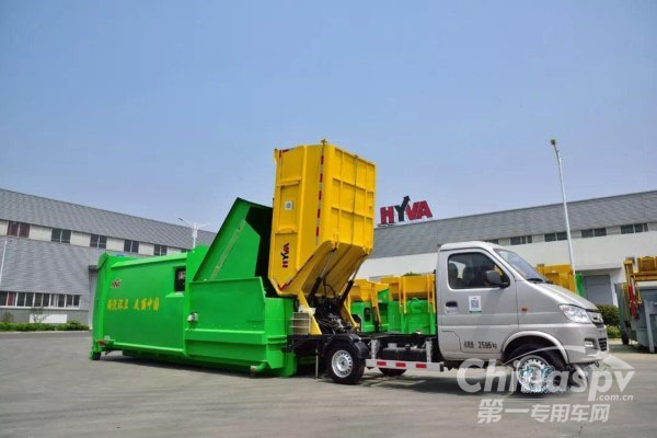 海沃多款产品亮相青岛环卫展