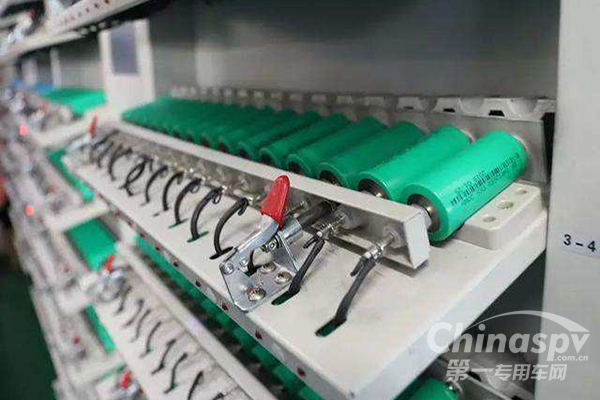 青海省构建新能源汽车锂电池全产业链