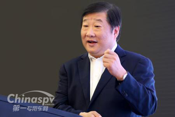 谭旭光入主重汽 打造中国第一商用车企