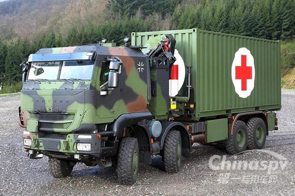 依维柯8x8军用卡车交付德国联邦国防军