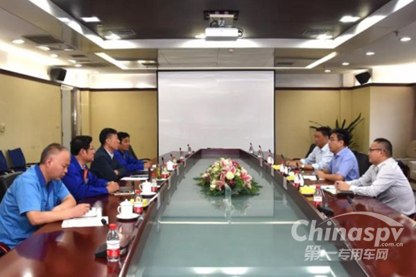 法士特、大冶特钢加强交流实现共赢发展