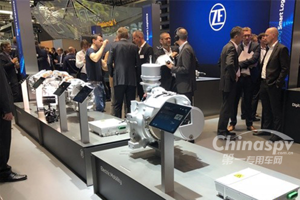  汉诺威：采埃孚“秀出”智能物流解决方案