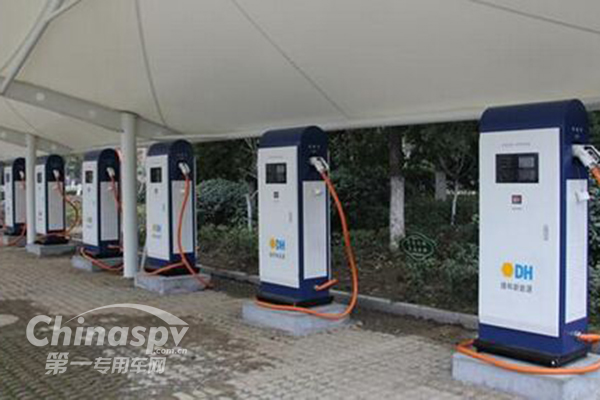 陕西商洛：首批充电桩正式启动运营