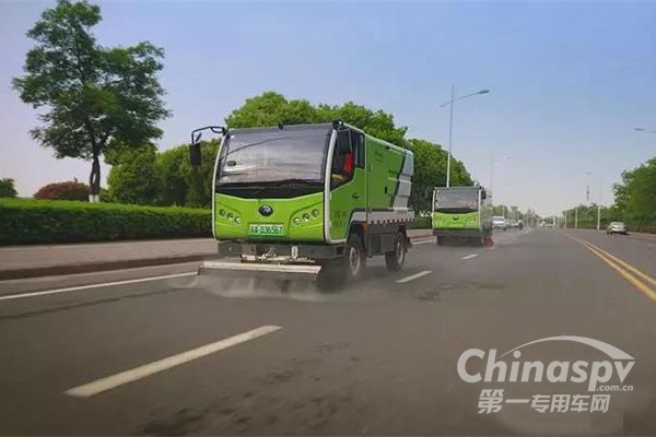 六款纯电动环卫车型亮相南京环卫展