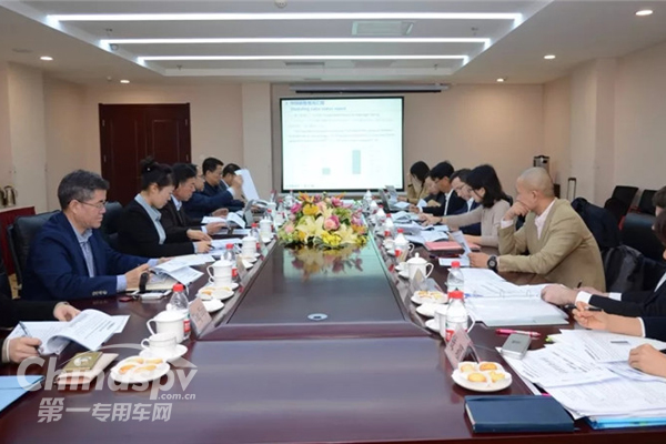 法士特伊顿合资公司董事会在西安召开