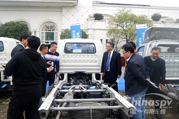 福田时代国VI专用车产品全国上市!