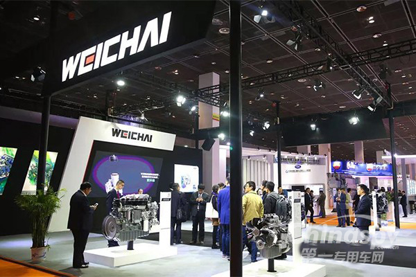 潍柴携数款明星发动机亮相2018内燃机大会