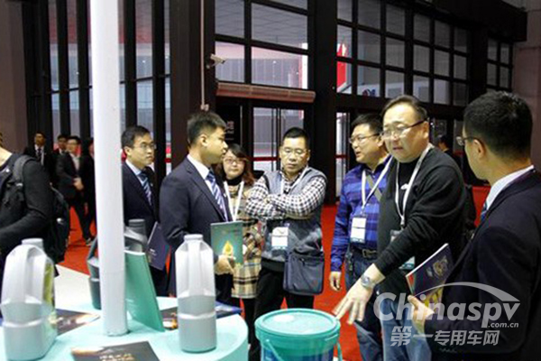 伊佩克润滑油亮相上海法兰克福汽配展 