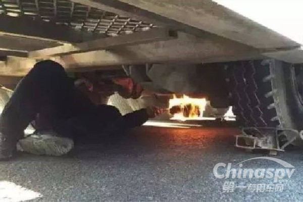 应该如何正确解决“挂蜡”的问题？