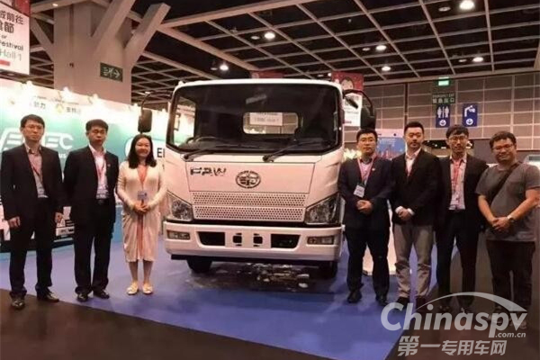 一汽J6F纯电动卡车在香港上市