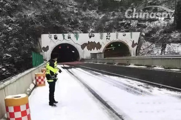 小心路滑 下雪之后哪些路段可能藏着暗冰