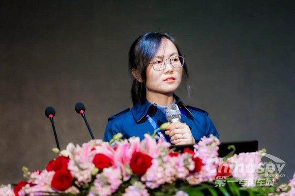 中航锂电潘芳芳被授予2018年河南省学术技术带头人