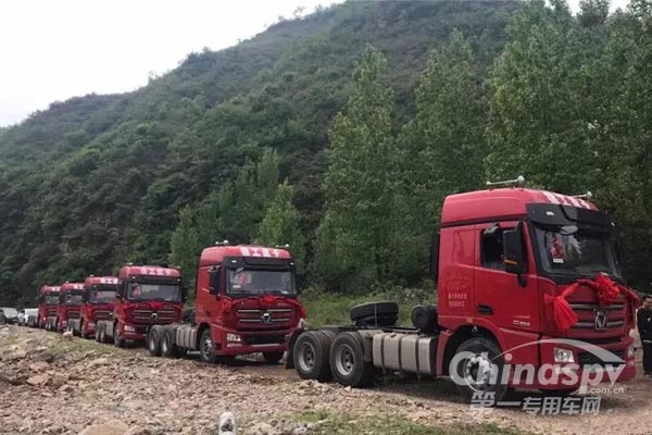 徐工经销商七周年活动获单163辆