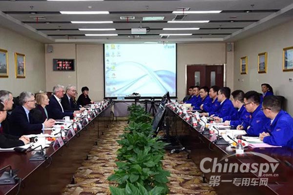 英国里卡多董事长摩根爵士来访法士特