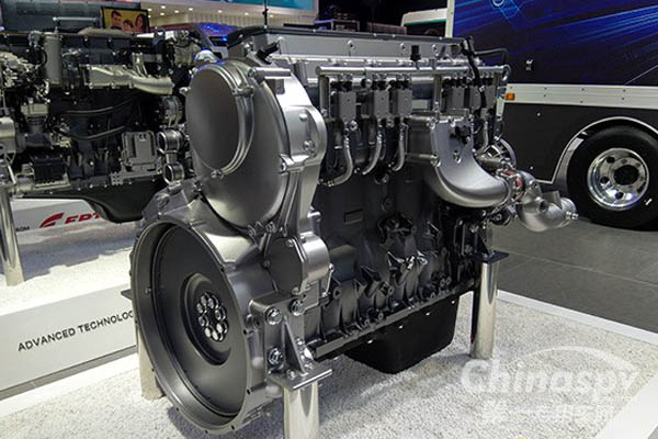 上菲红携四款国六发动机吸睛上海车展