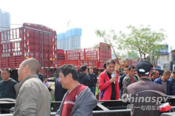 深入市场 一汽解放全国巡演到达西安