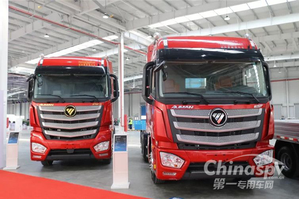 欧曼超级重卡助力京东物流大通道发展