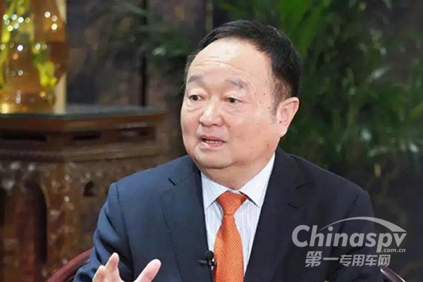 蓝牌轻卡究竟如何治理？ 人大代表姜卫东的建议再次刷屏