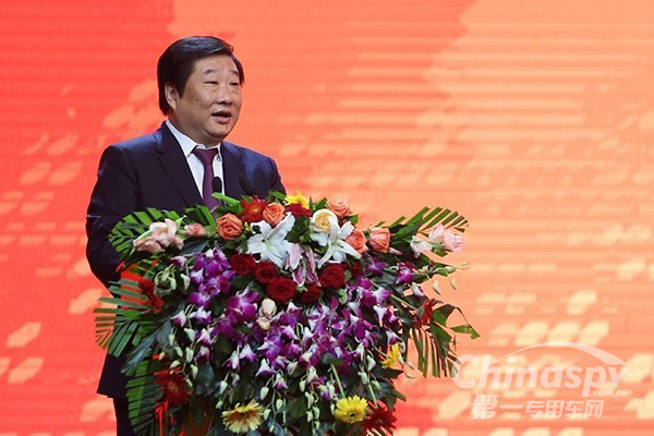 心无旁骛攻主业 看潍柴动力何以奔腾不息？