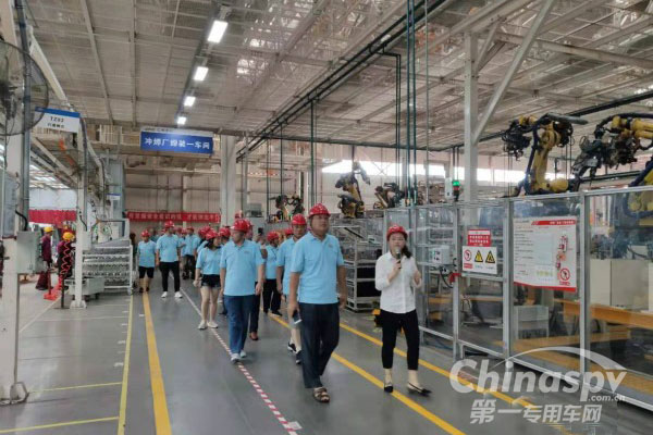 走！到世界级轻卡工厂“探秘”江淮康铃
